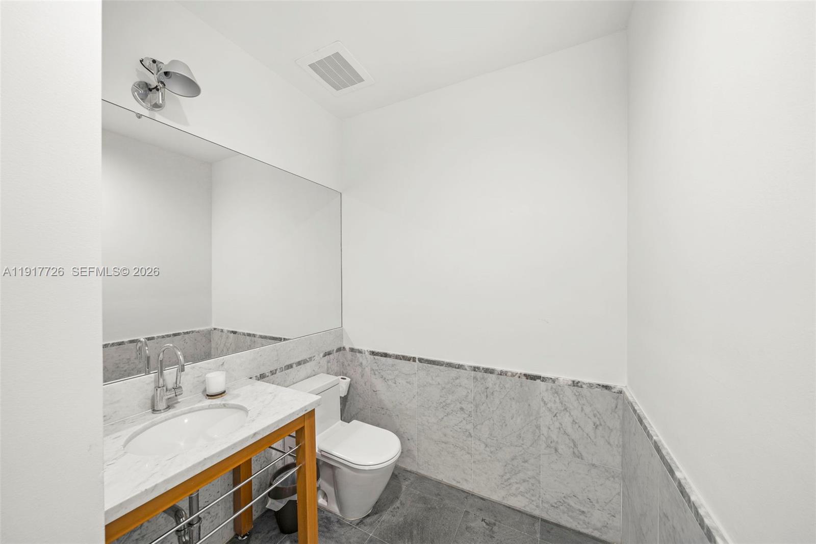CHATHAM AT AQUA CONDO - Residential
