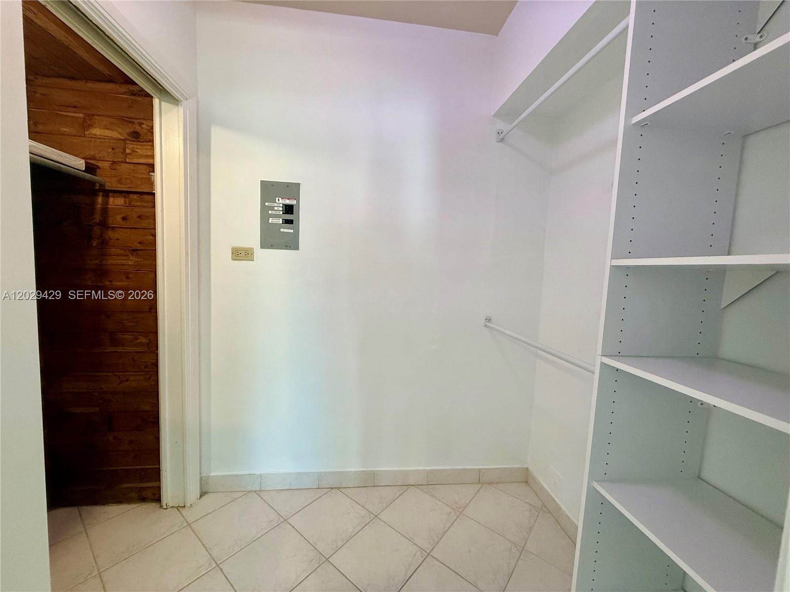 BROWNSTONE CO-OP APTS INC - Residential Lease