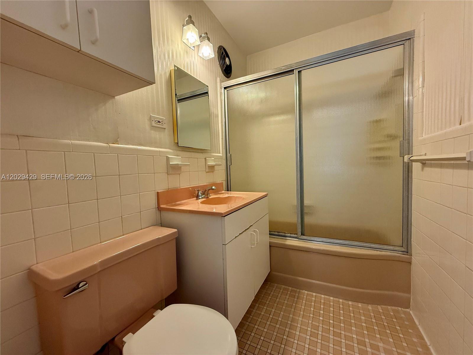 BROWNSTONE CO-OP APTS INC - Residential Lease