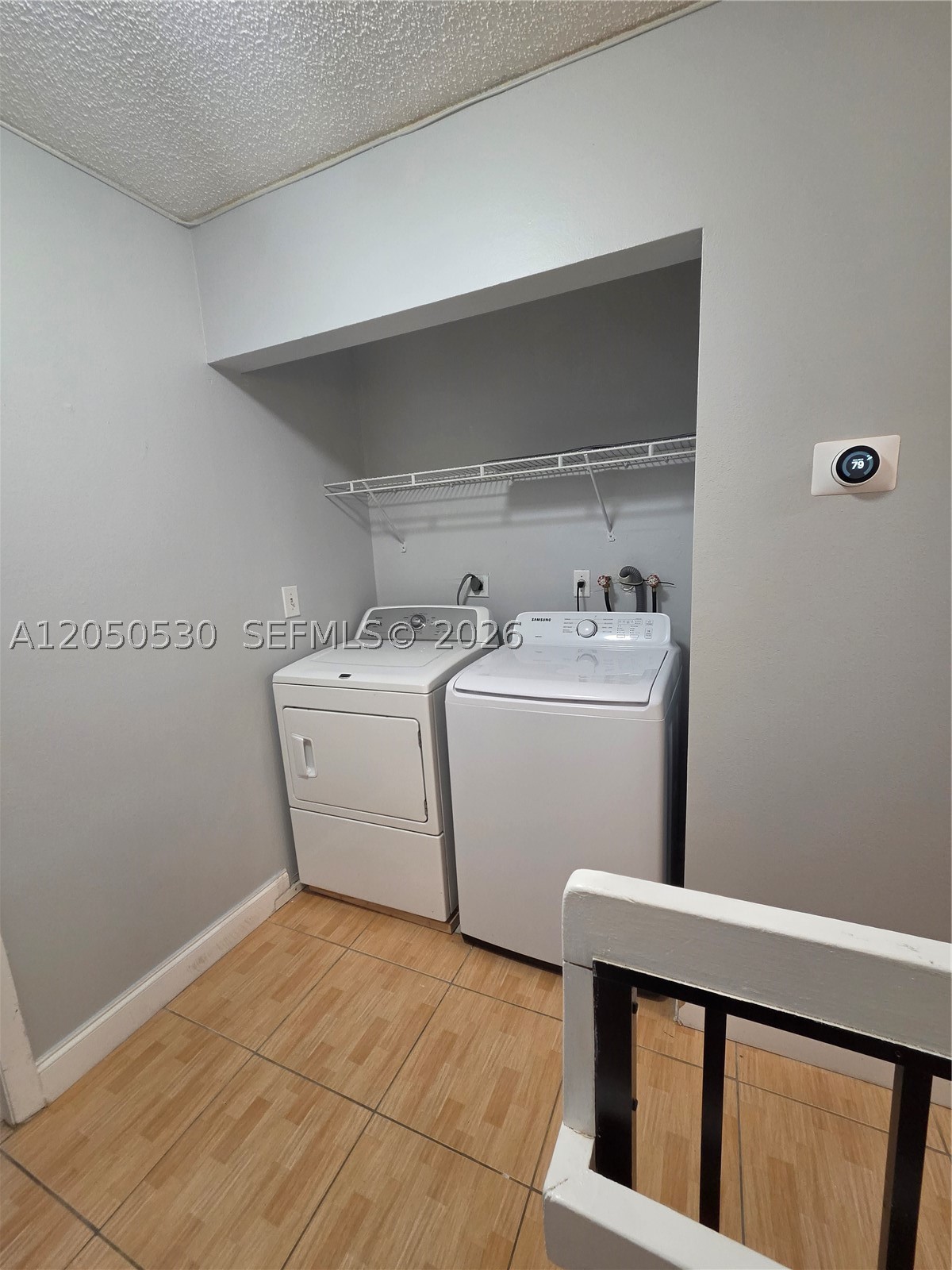 VILLAS OF AMBERWOOD CONDO - Residential Lease