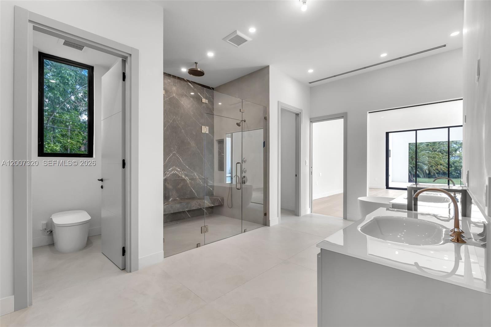 BAY RIDGE ESTS - Residential