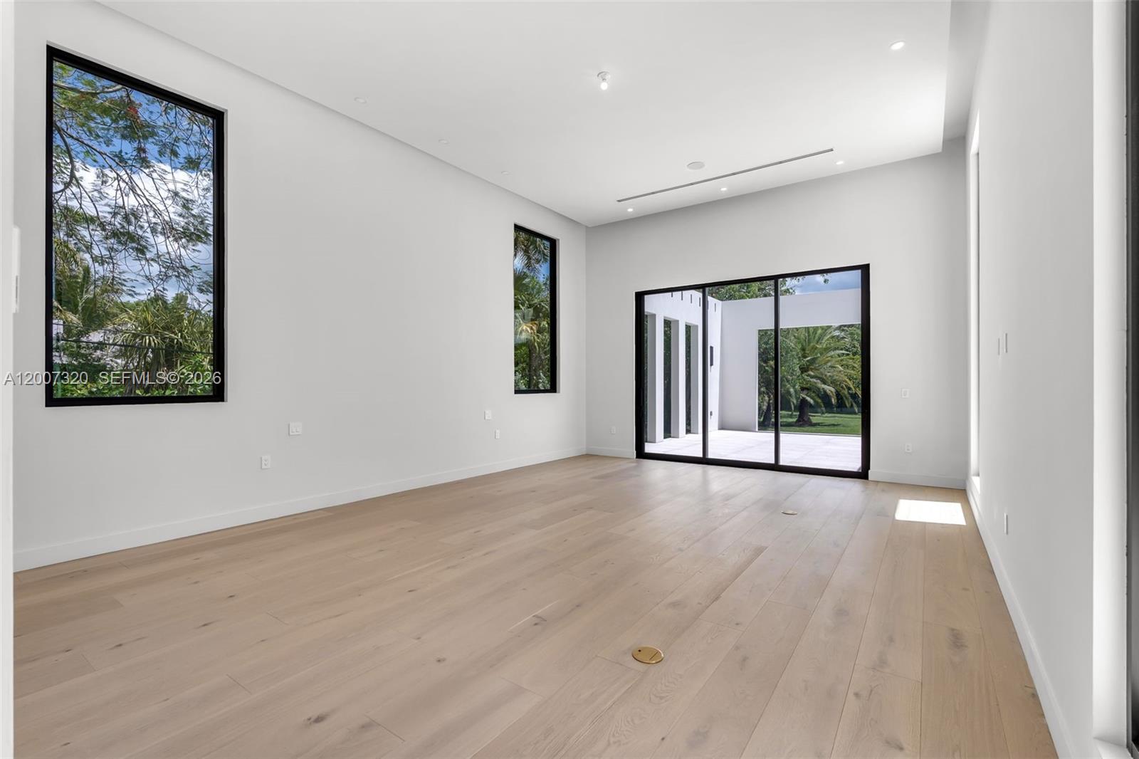 BAY RIDGE ESTS - Residential