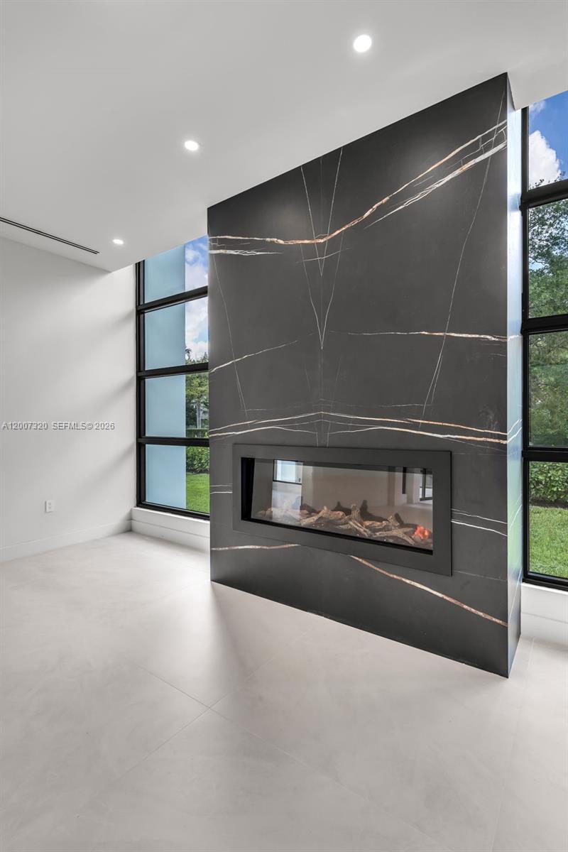 BAY RIDGE ESTS - Residential