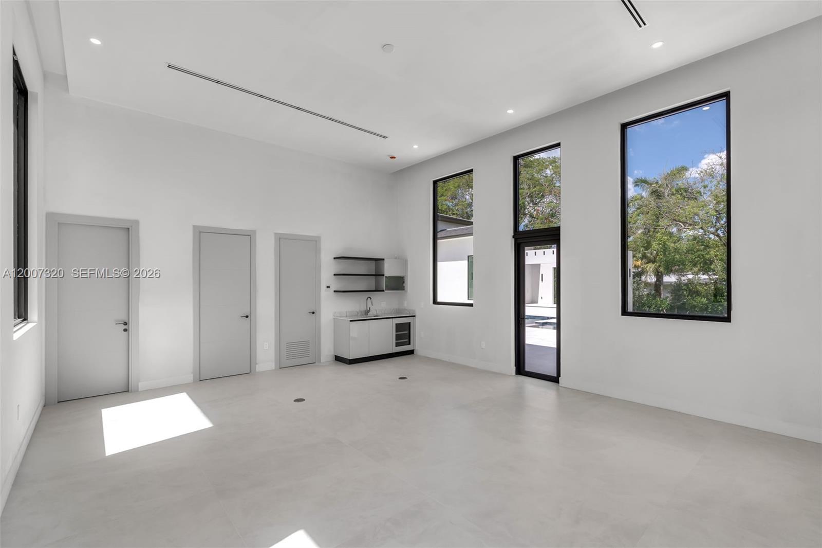BAY RIDGE ESTS - Residential