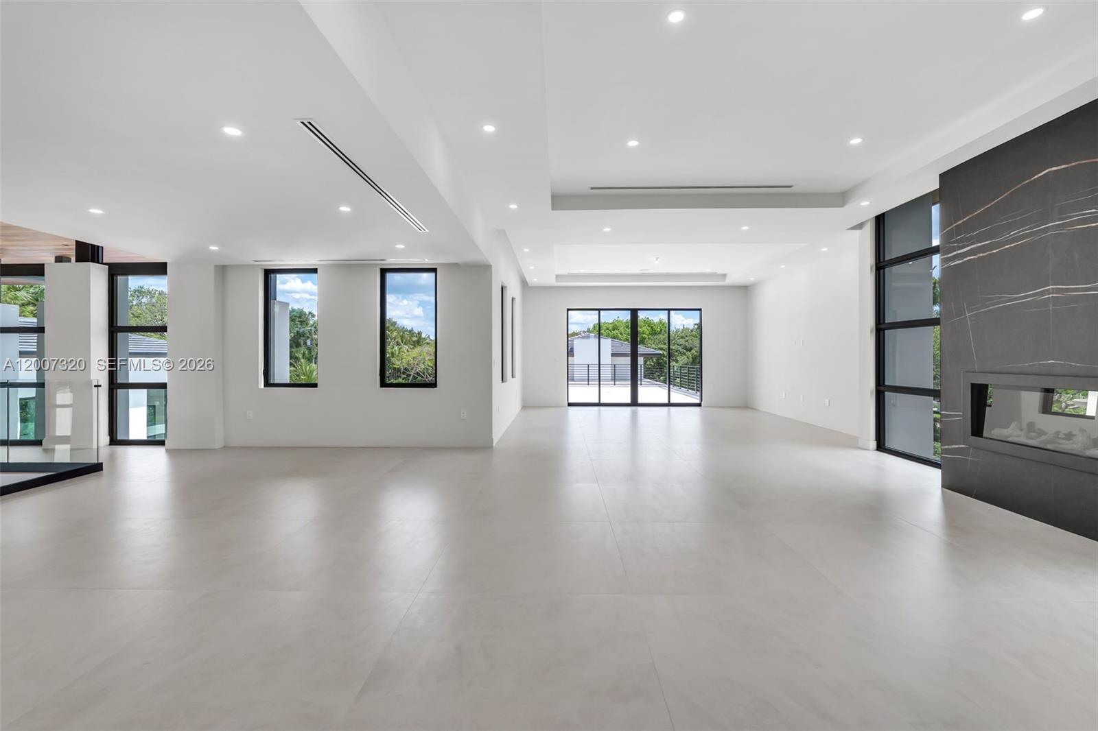 BAY RIDGE ESTS - Residential