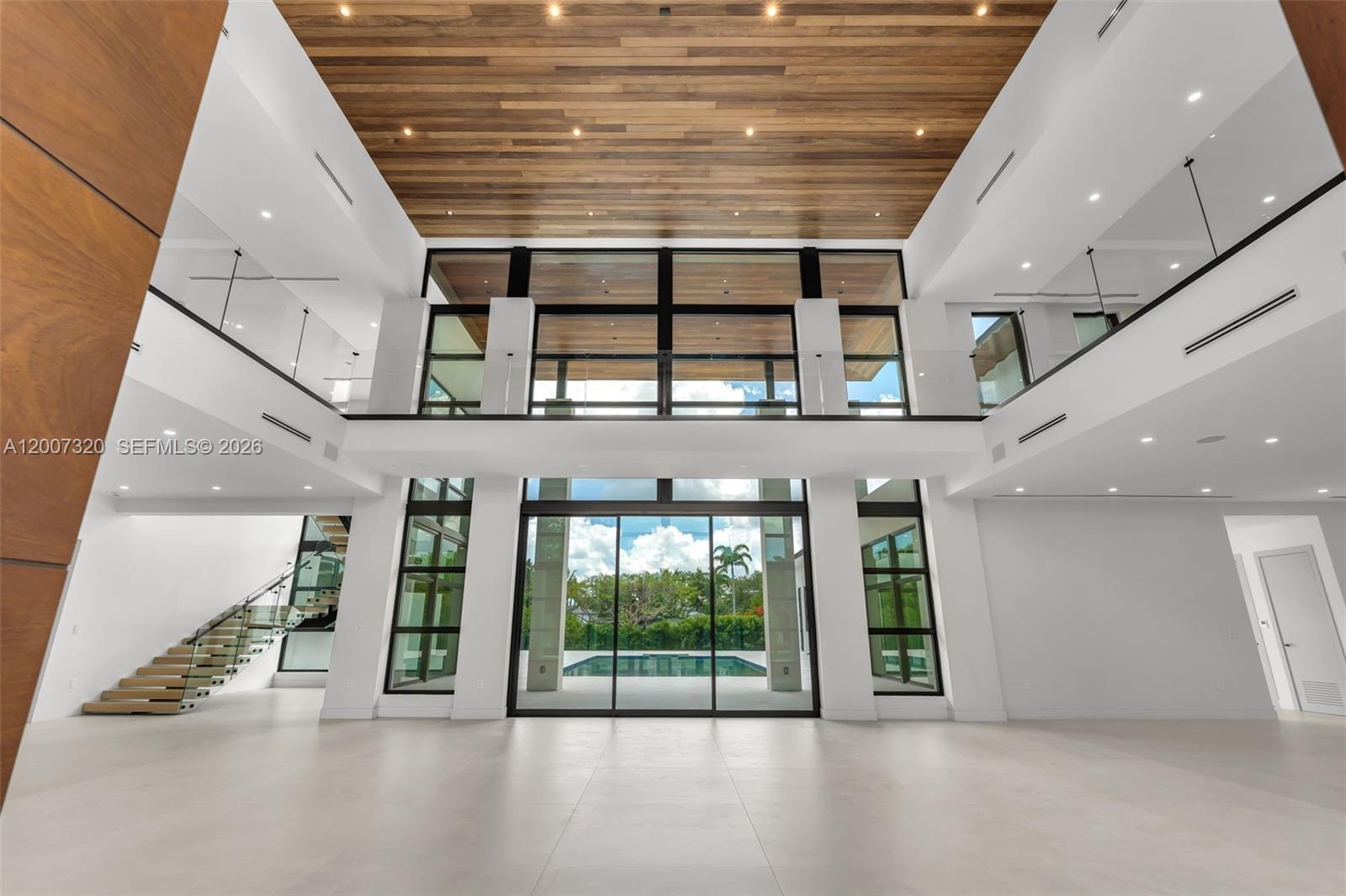 BAY RIDGE ESTS - Residential