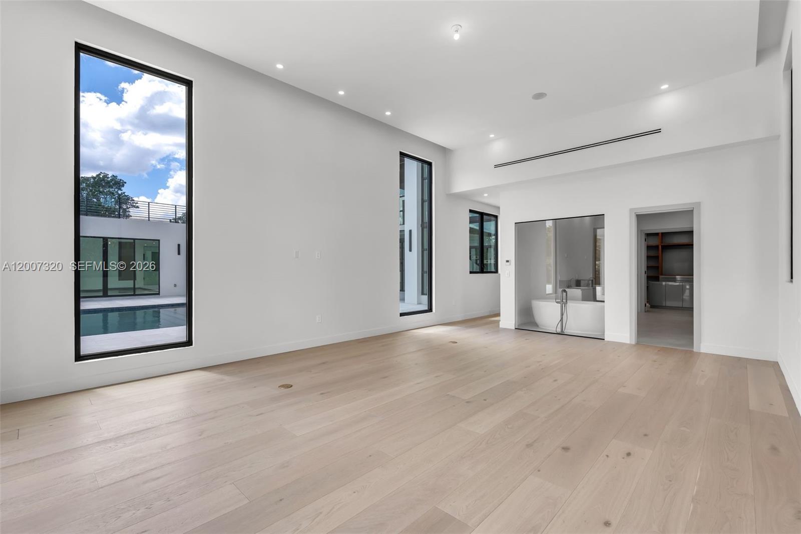BAY RIDGE ESTS - Residential