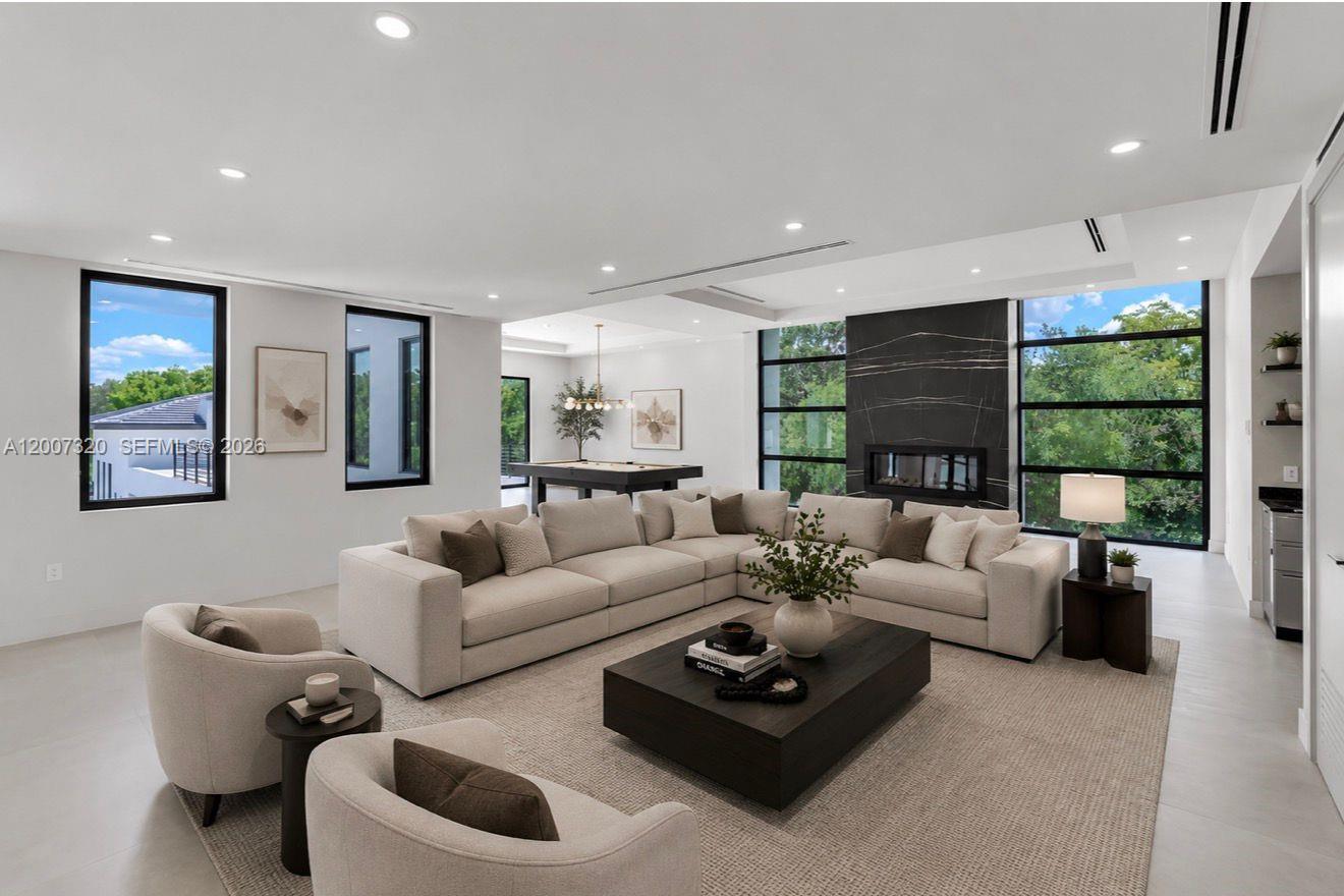 BAY RIDGE ESTS - Residential