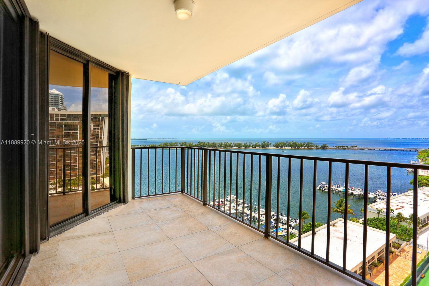 BRICKELL PLACE CONDO - Residential Lease