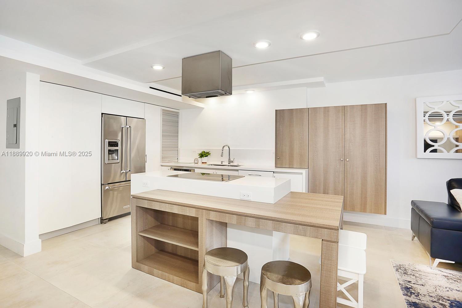BRICKELL PLACE CONDO - Residential Lease