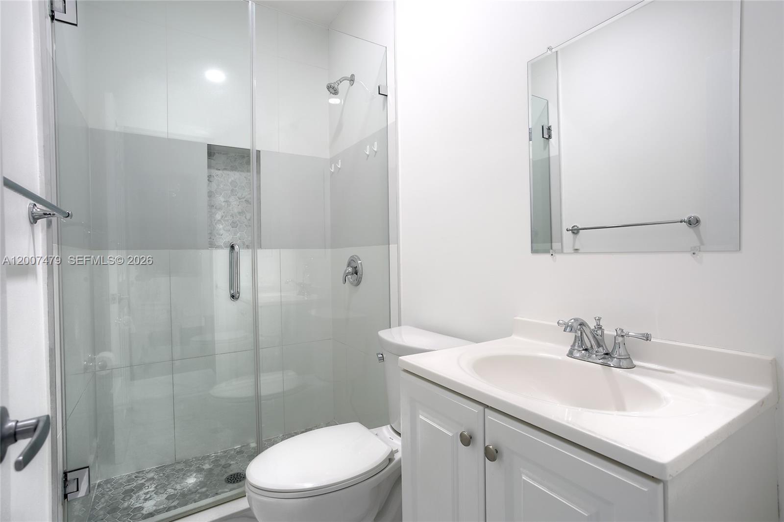 COUNTRY CLUB OF MIAMI EST - Residential