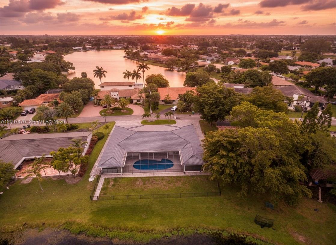 COUNTRY CLUB OF MIAMI EST - Residential