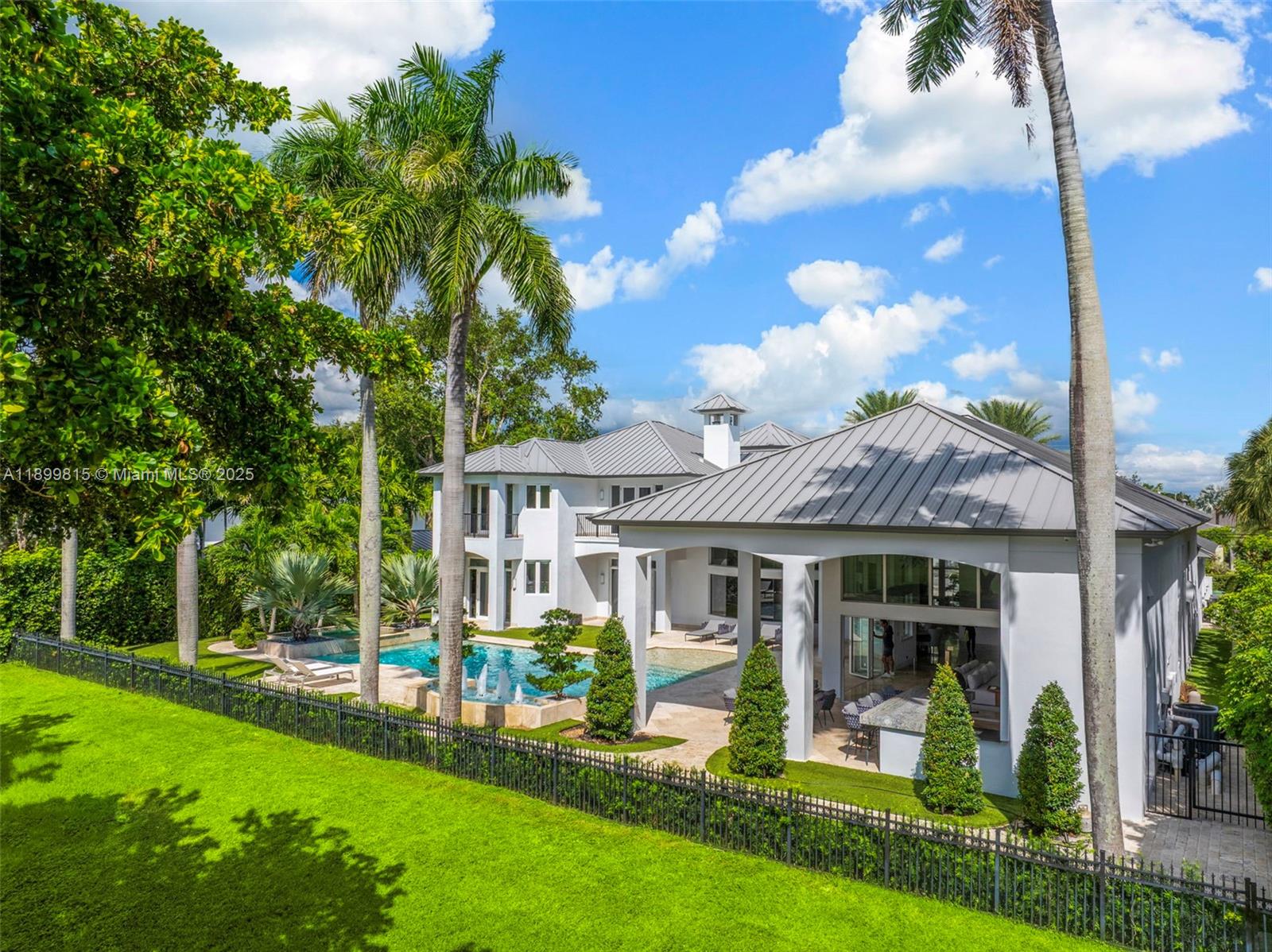 CORAL RIDGE COUNTRY CLUB - Residential