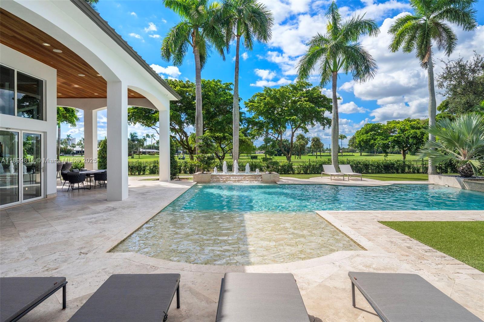 CORAL RIDGE COUNTRY CLUB - Residential
