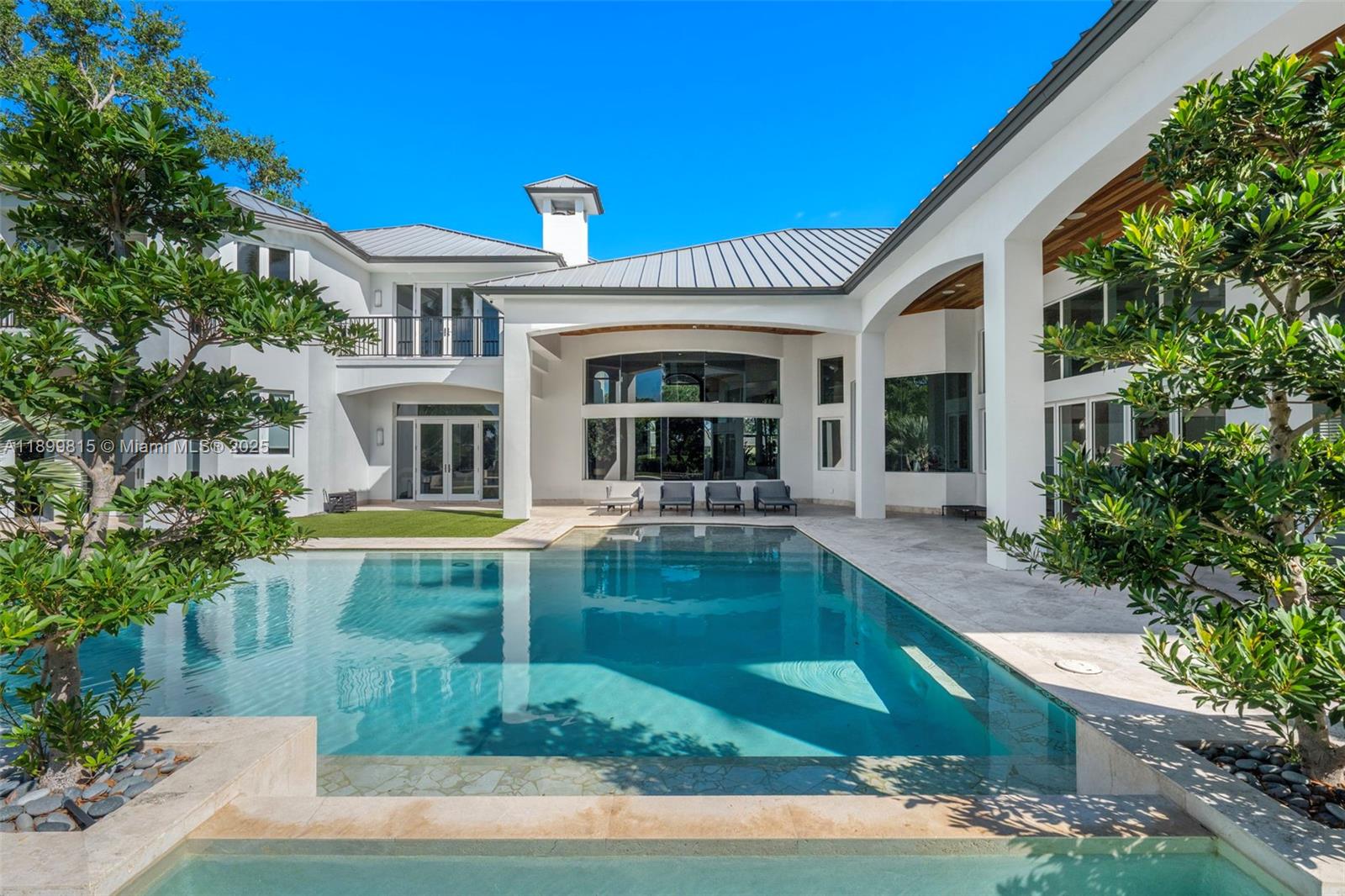 CORAL RIDGE COUNTRY CLUB - Residential