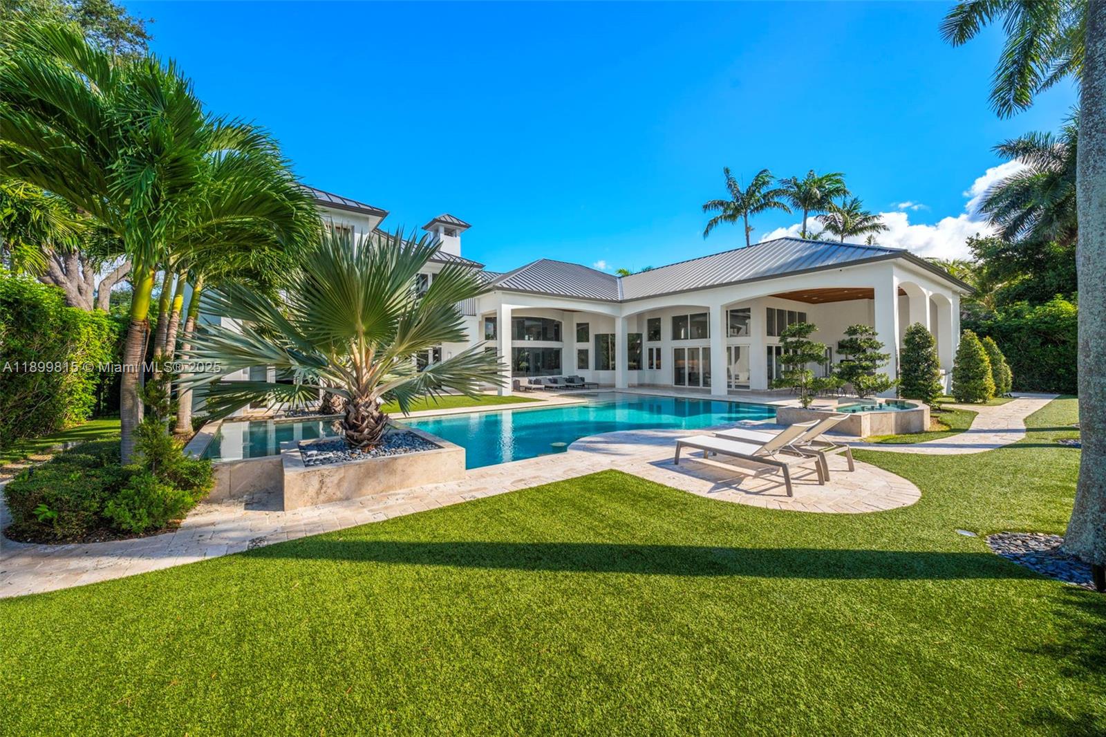 CORAL RIDGE COUNTRY CLUB - Residential