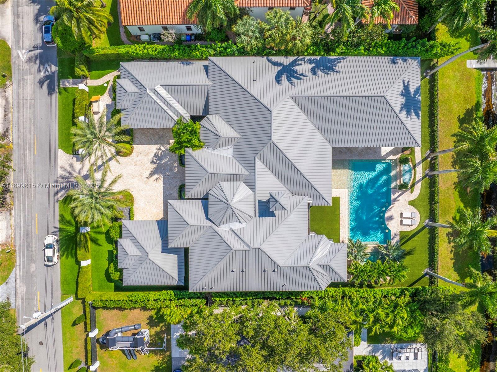 CORAL RIDGE COUNTRY CLUB - Residential