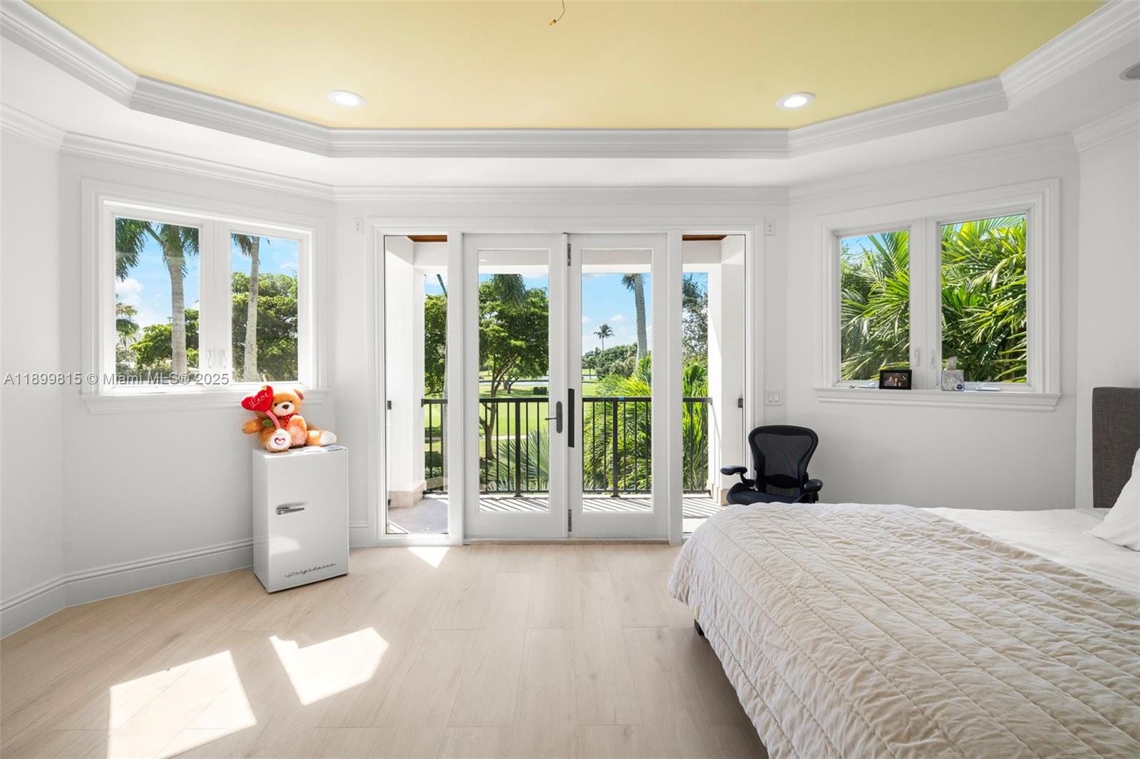 CORAL RIDGE COUNTRY CLUB - Residential