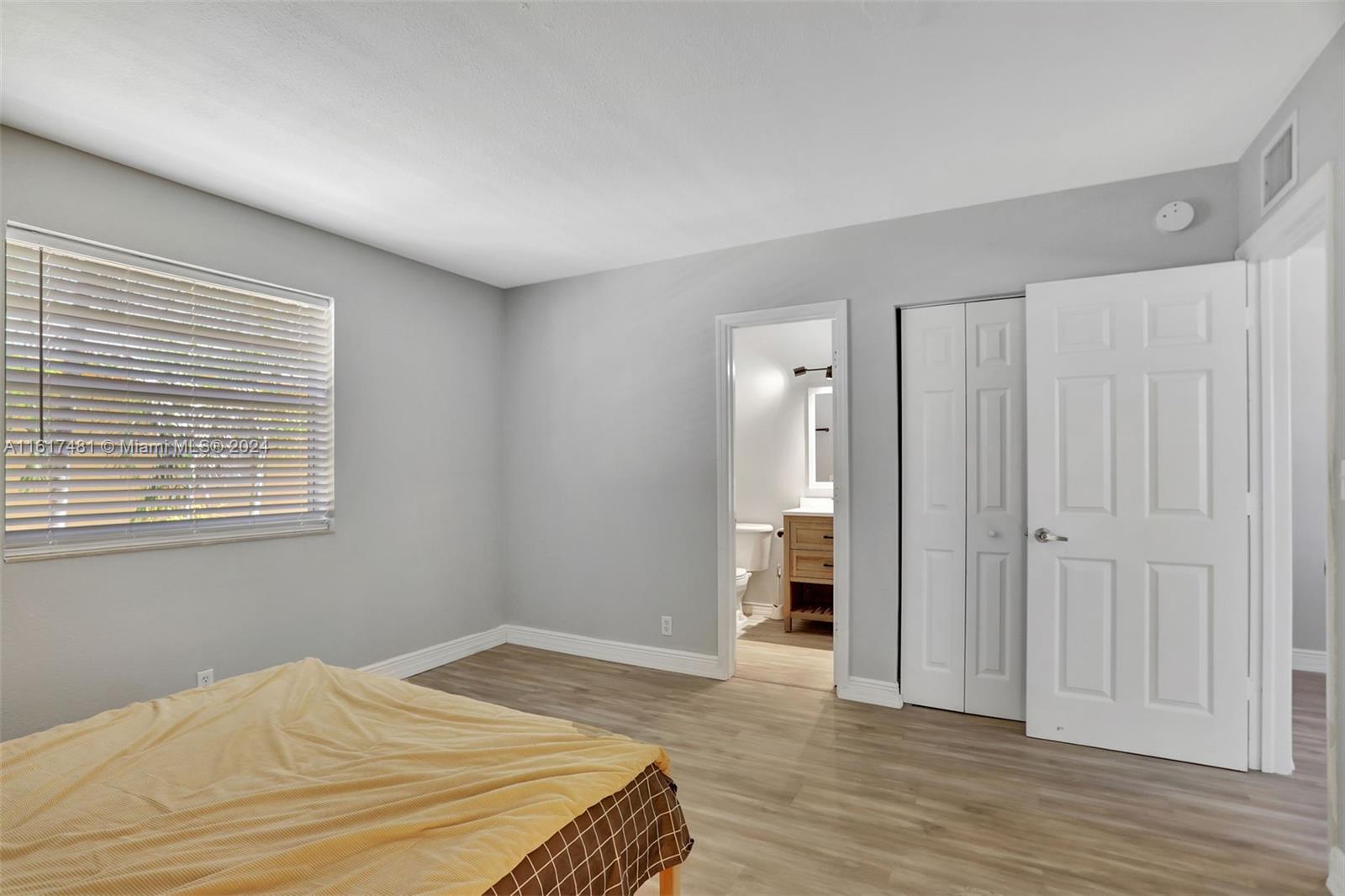 EL SOL AT MAIN STREET CON - Residential Lease