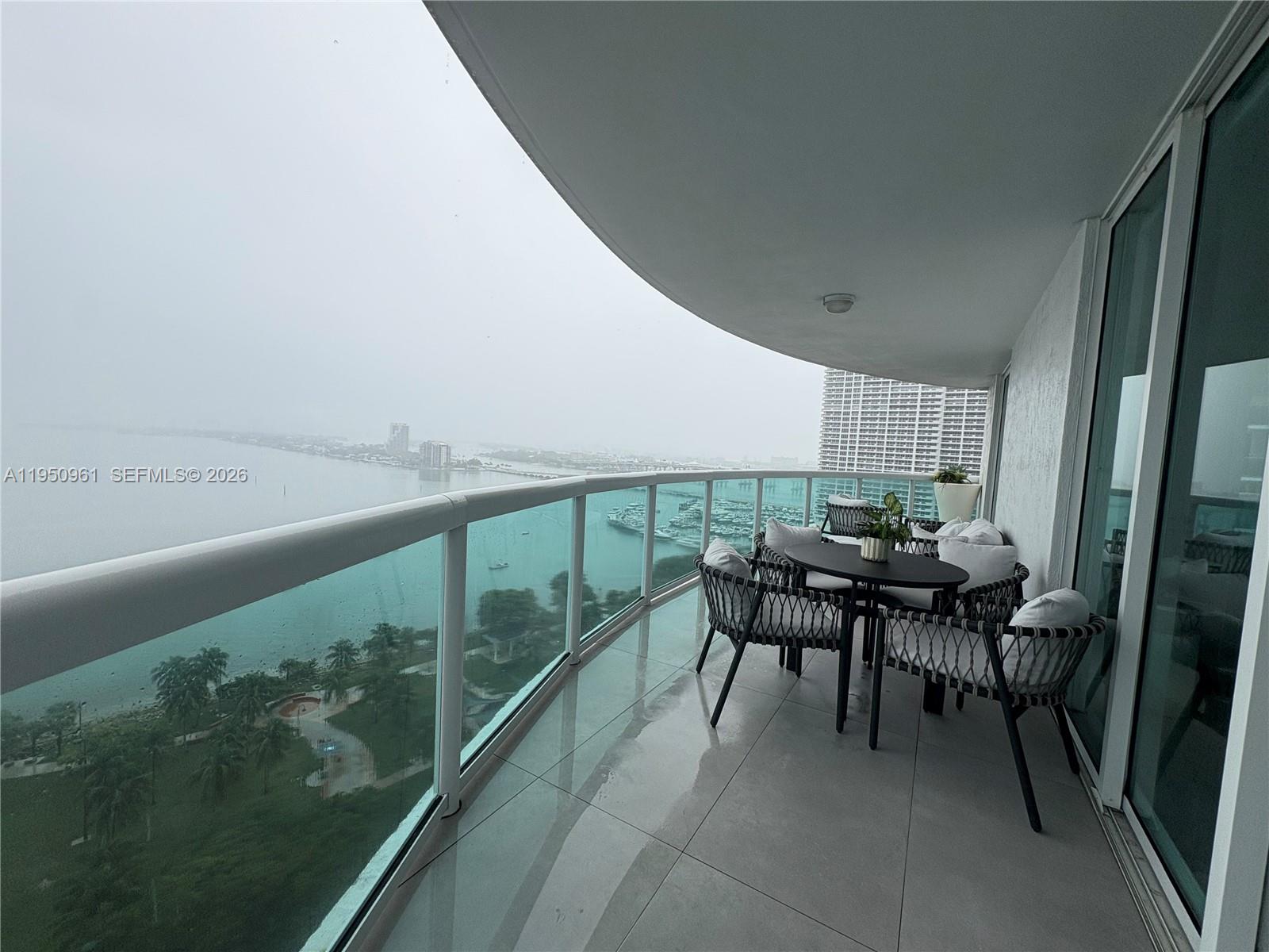 1800 CLUB CONDO - Residential