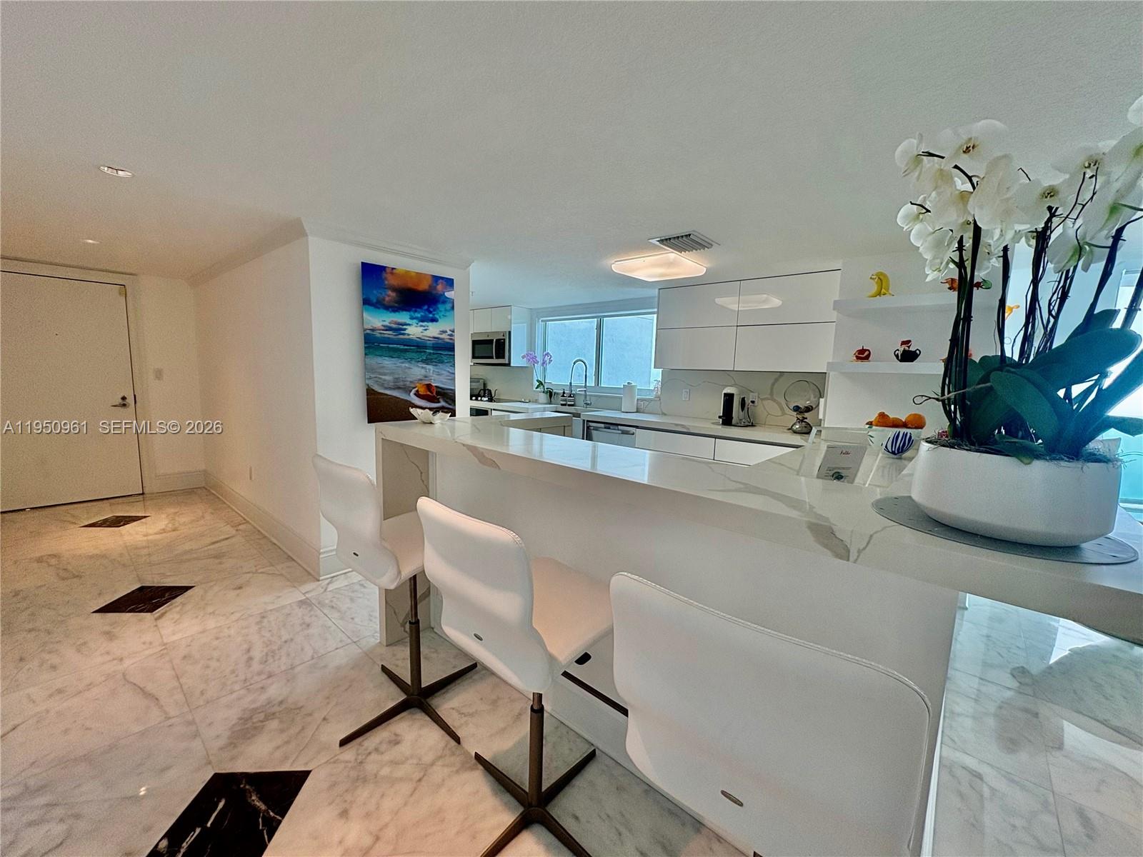 1800 CLUB CONDO - Residential