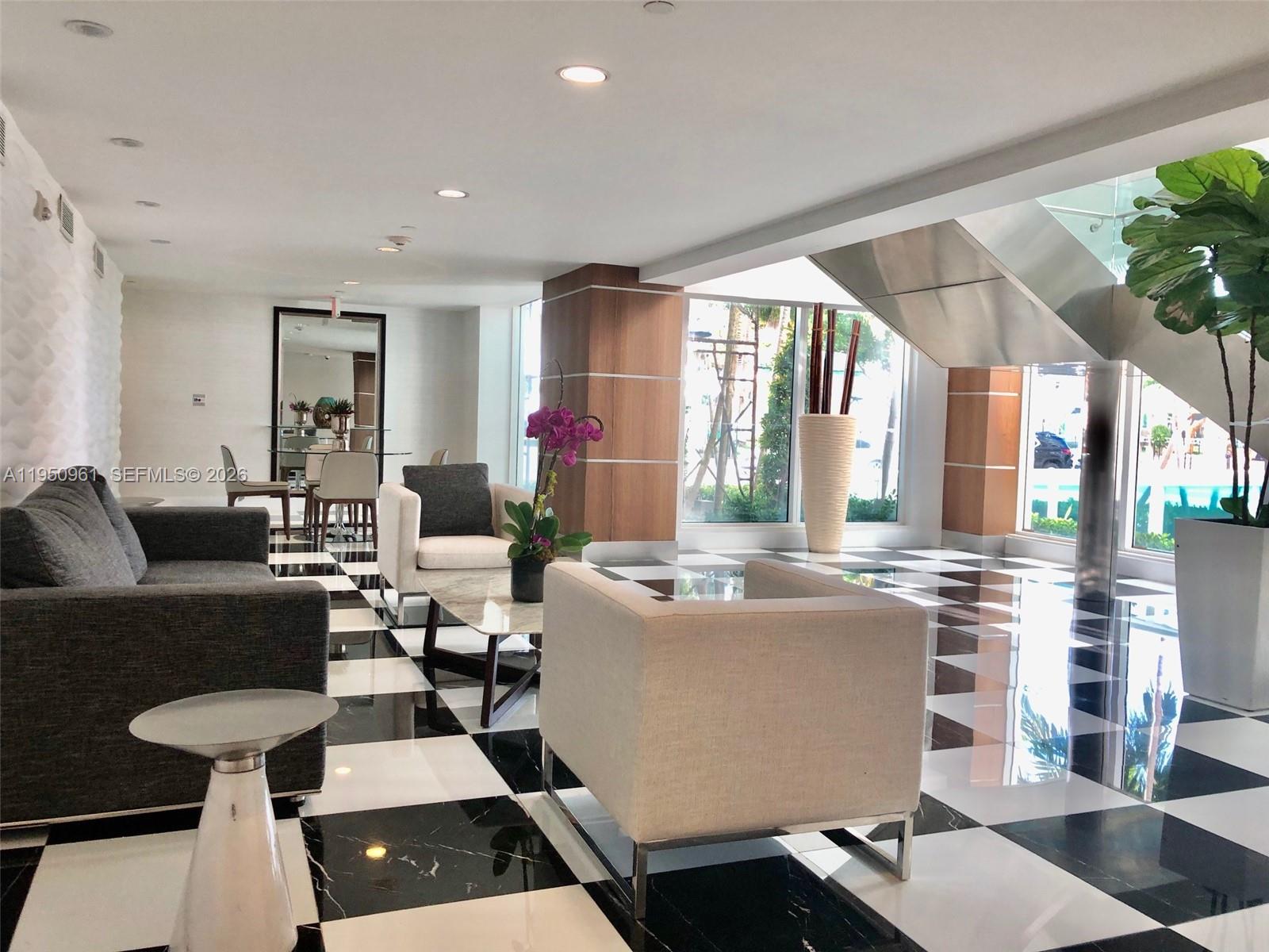 1800 CLUB CONDO - Residential