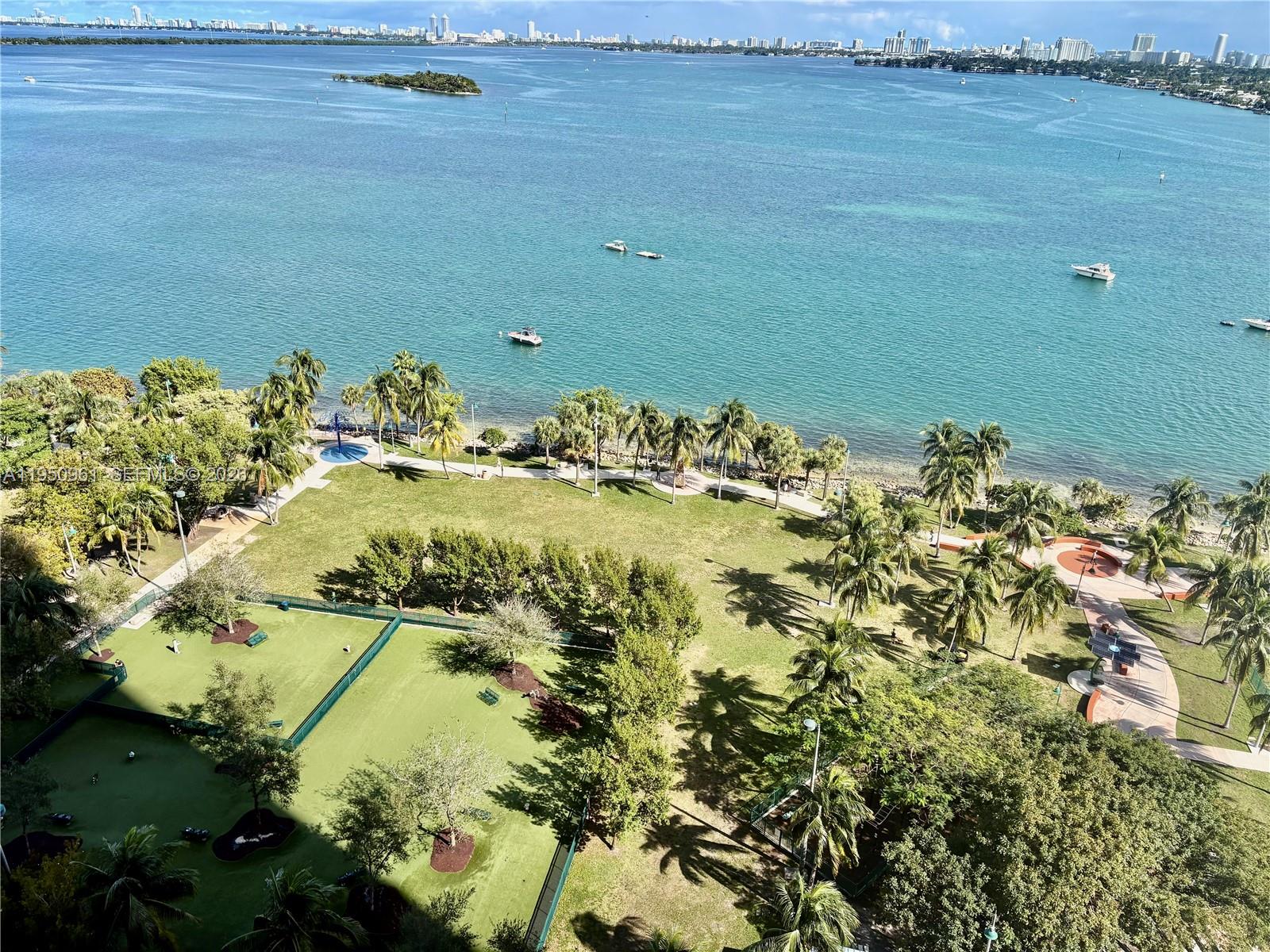 1800 CLUB CONDO - Residential
