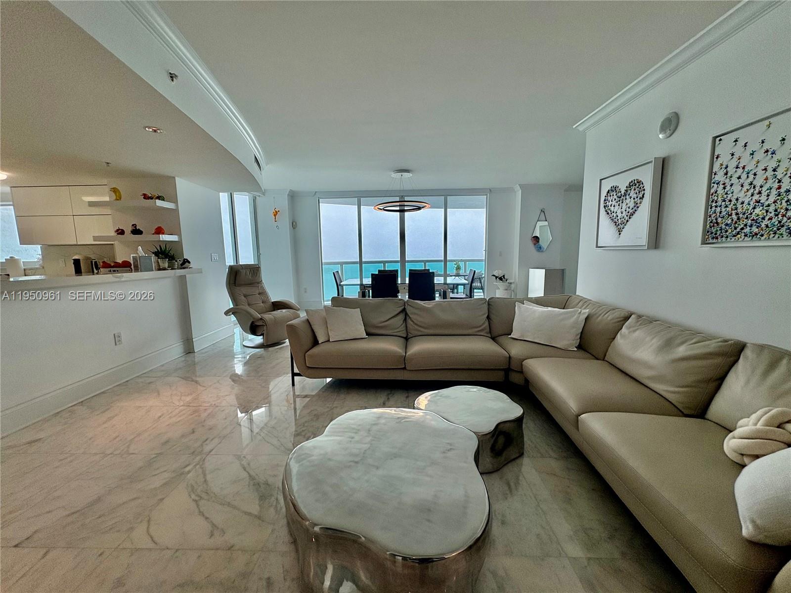 1800 CLUB CONDO - Residential