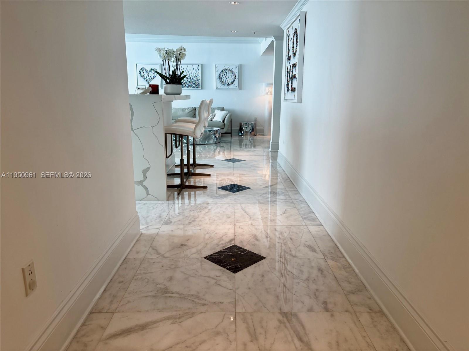 1800 CLUB CONDO - Residential