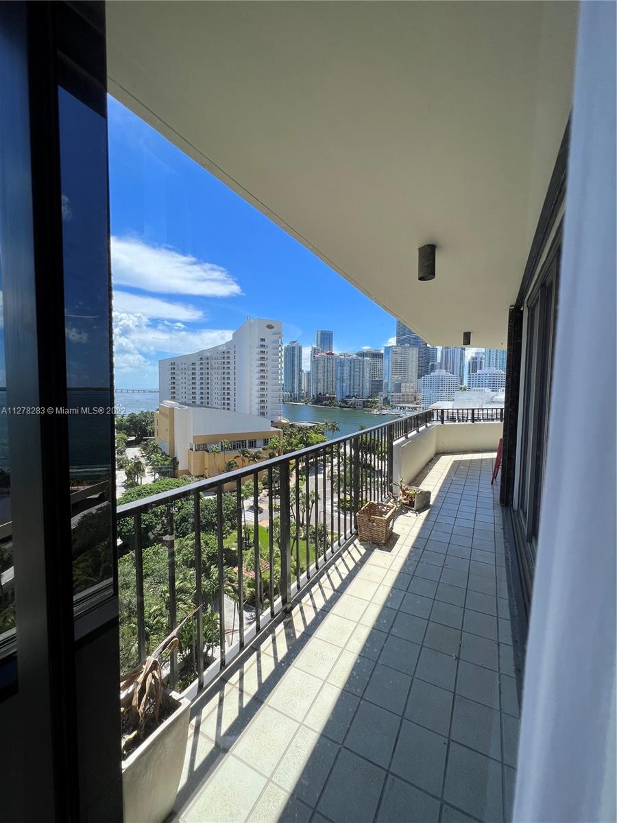 BRICKELL KEY ONE CONDO - Residential Lease