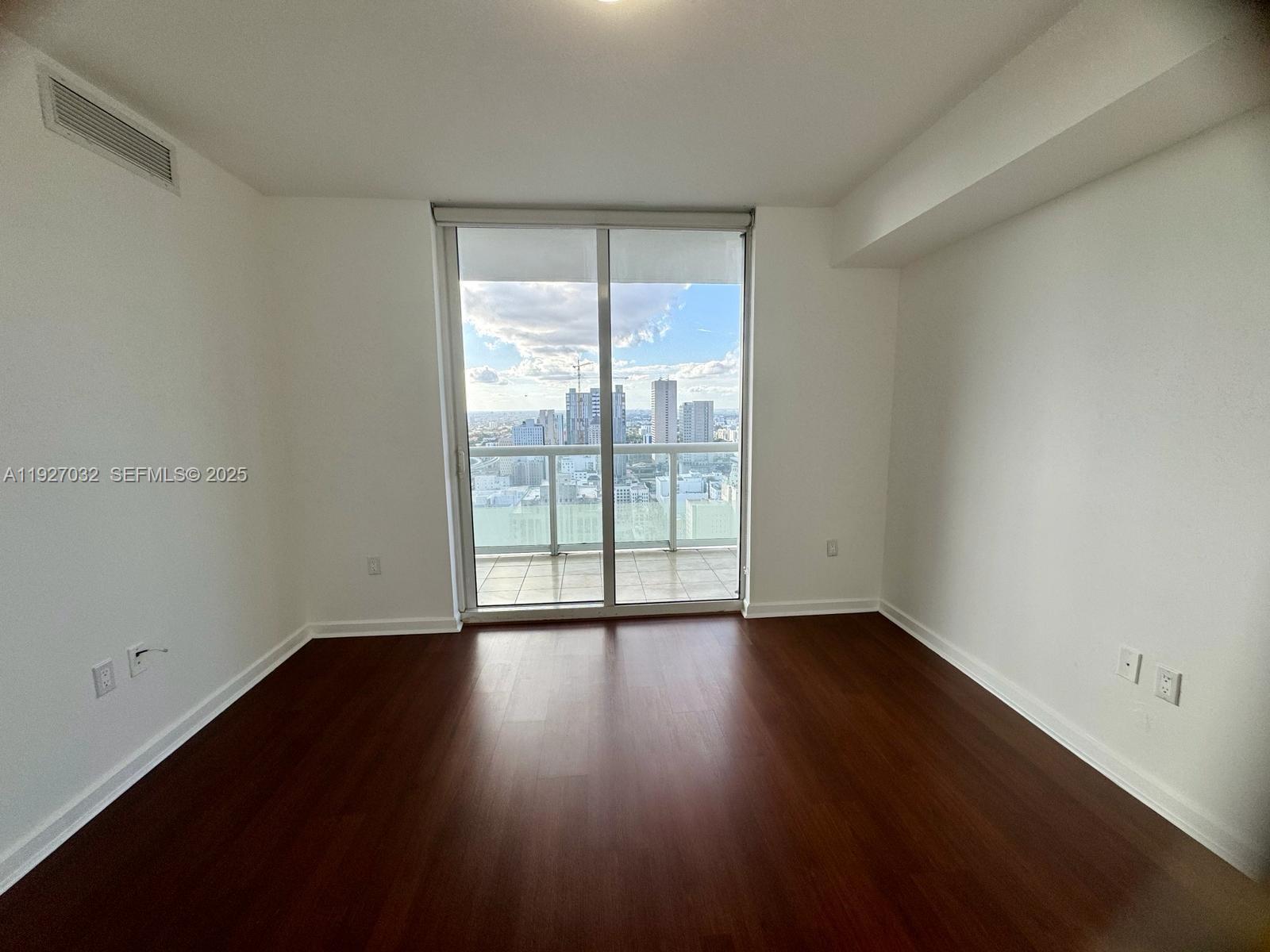 50 BISCAYNE CONDO - Residential