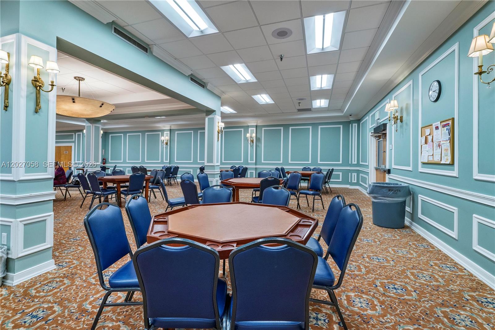 IVANHOE EAST AT CENTURY V - Residential Lease