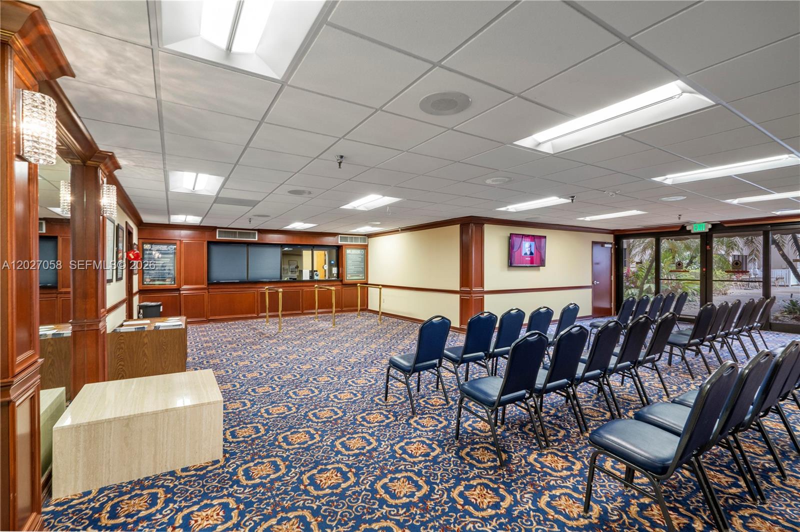IVANHOE EAST AT CENTURY V - Residential Lease