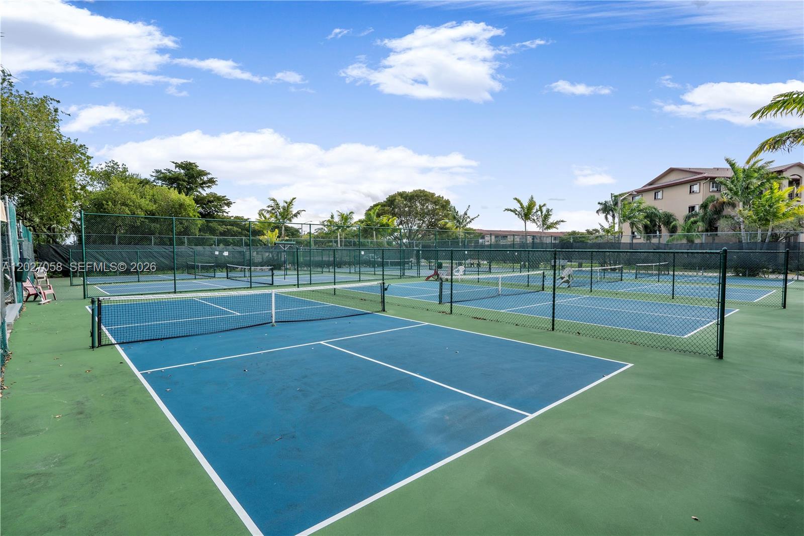 IVANHOE EAST AT CENTURY V - Residential Lease