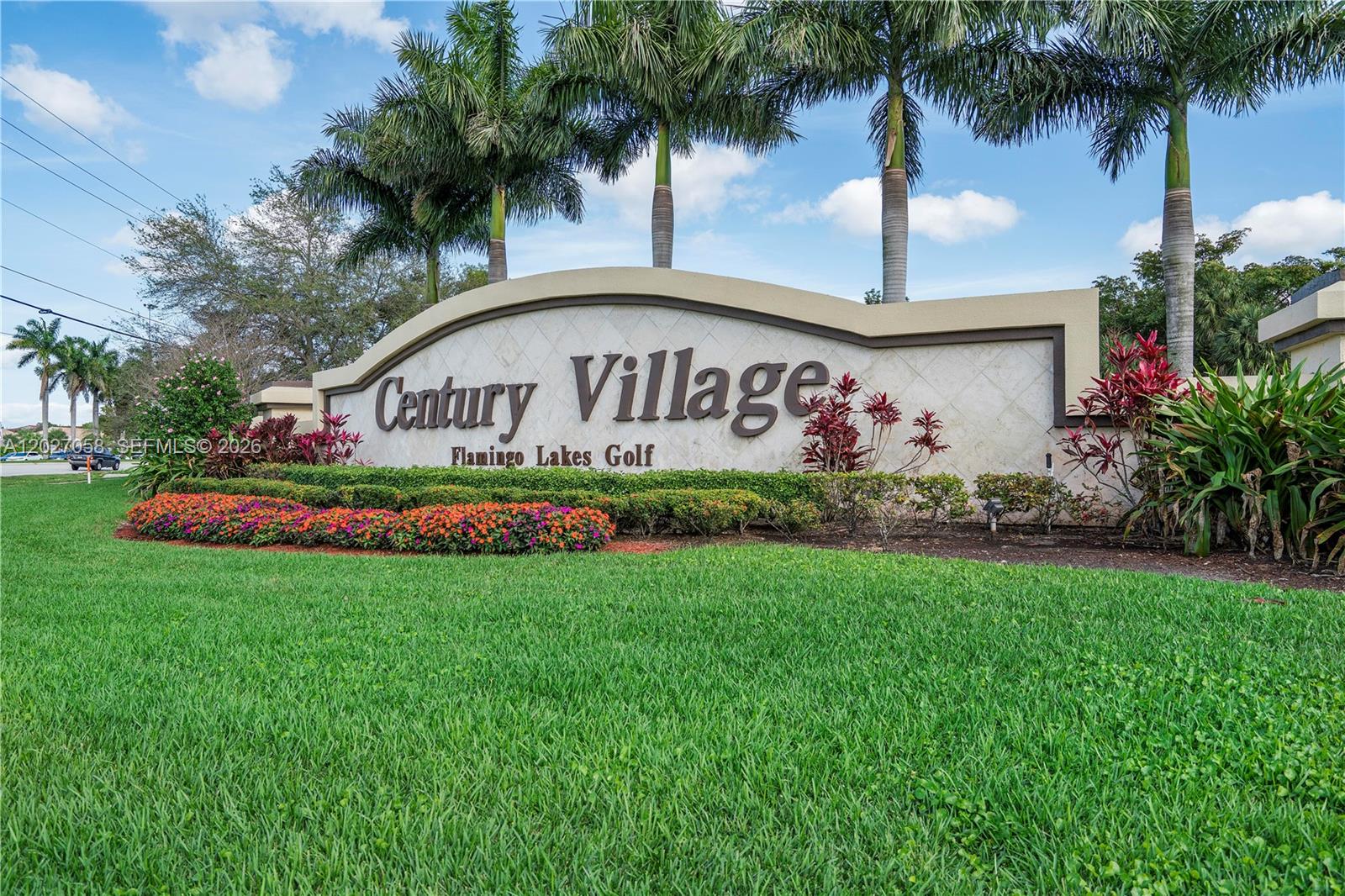 IVANHOE EAST AT CENTURY V - Residential Lease