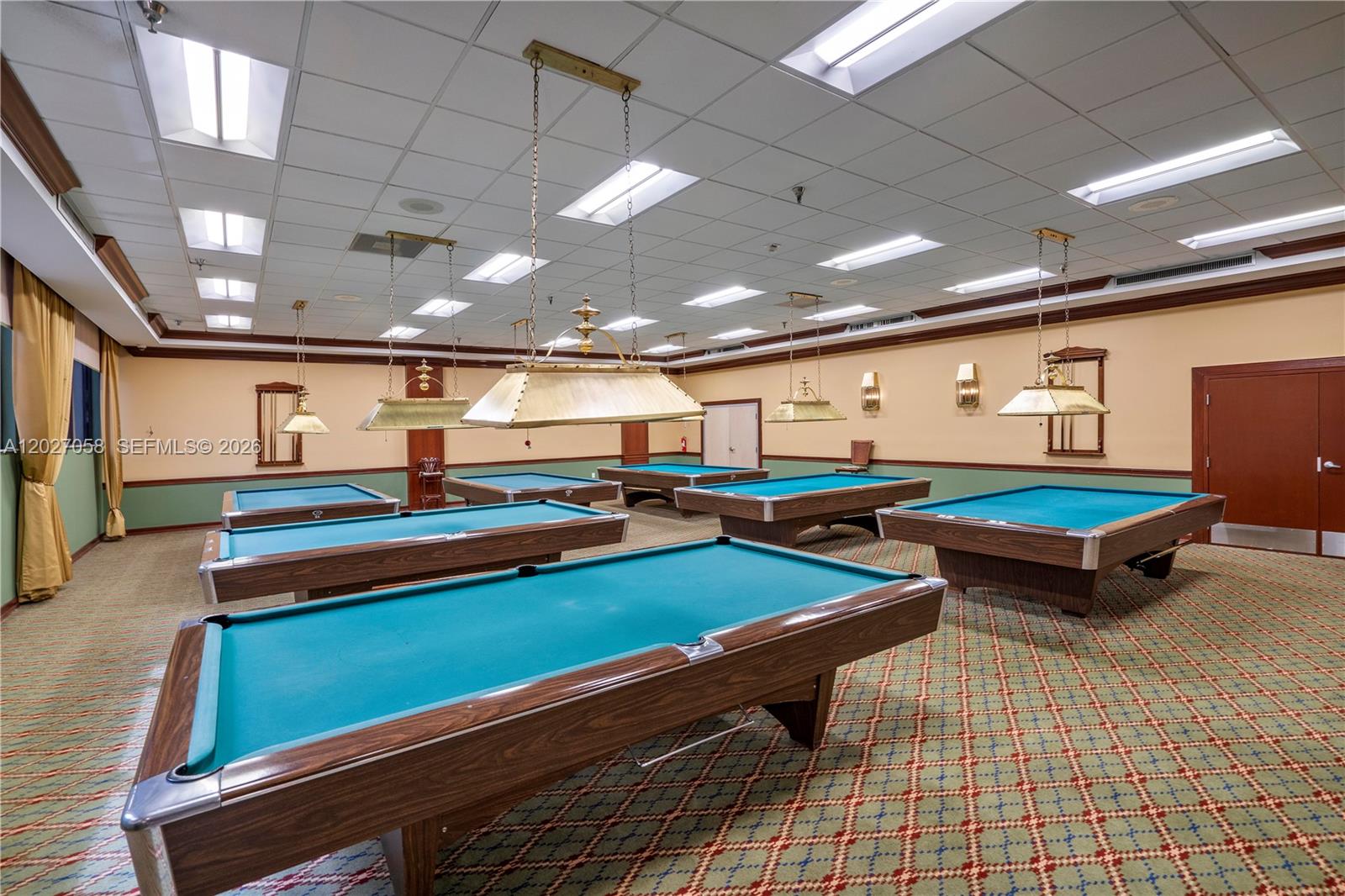 IVANHOE EAST AT CENTURY V - Residential Lease