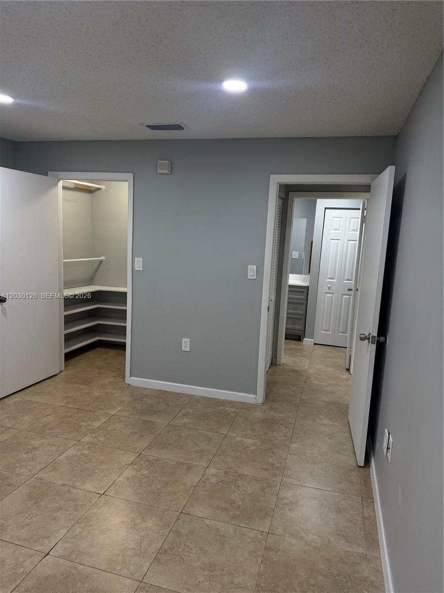 VERANO AT MIRAMAR CONDO - Residential Lease
