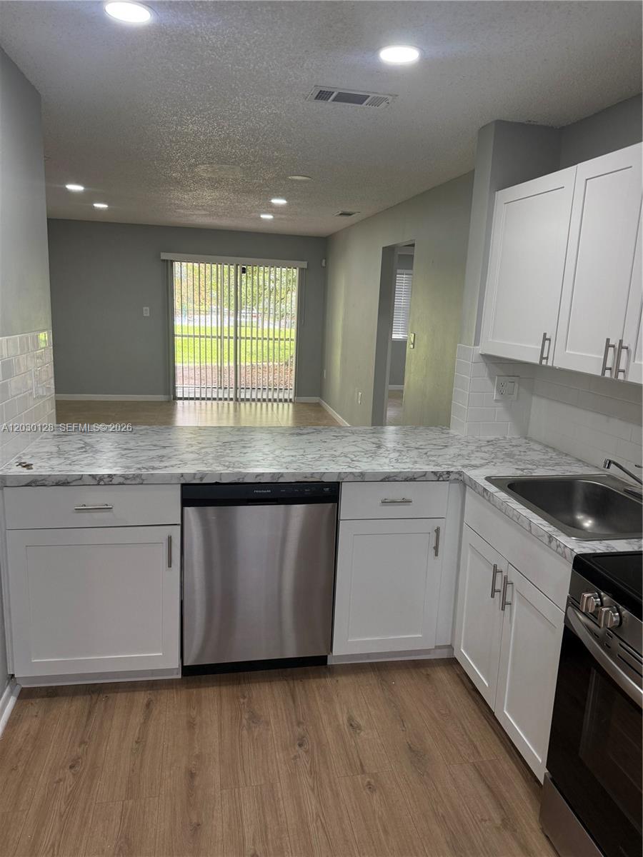 VERANO AT MIRAMAR CONDO - Residential Lease