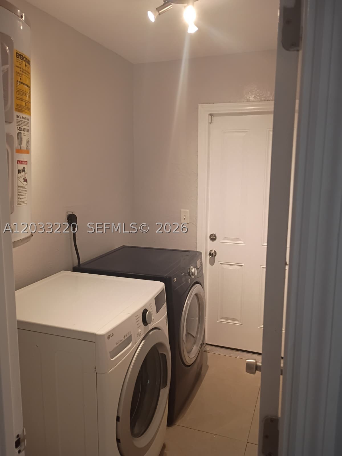 BOWLING GREEN - Residential Lease