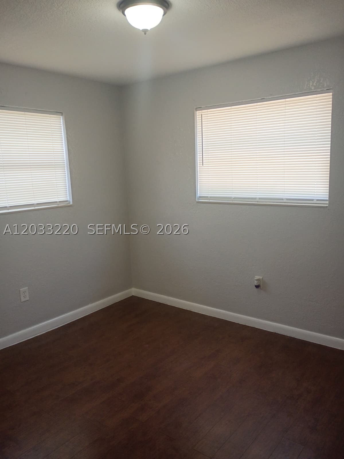 BOWLING GREEN - Residential Lease