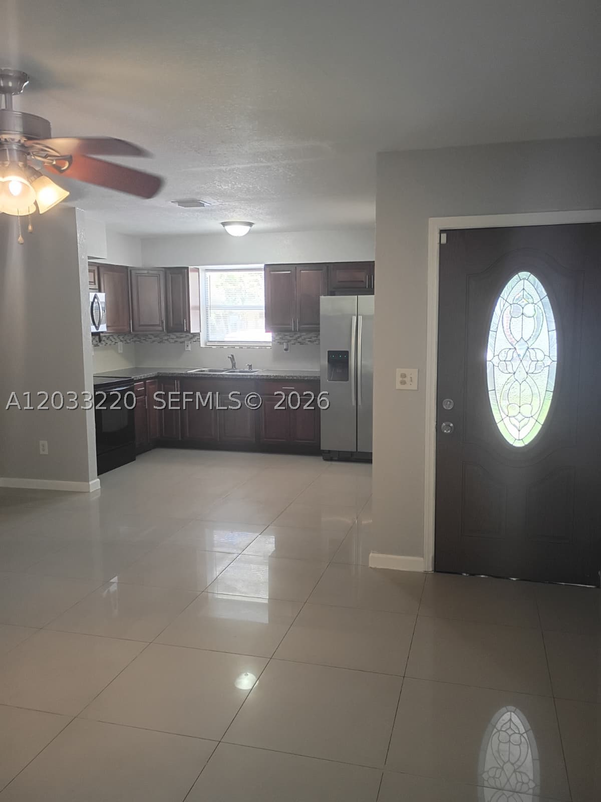 BOWLING GREEN - Residential Lease