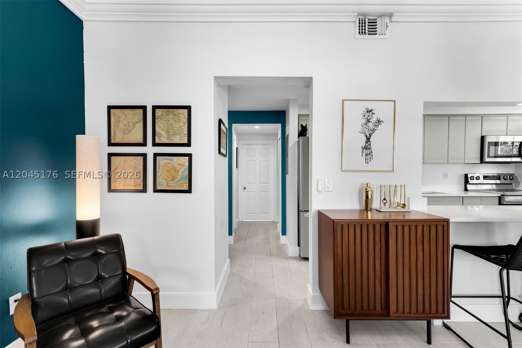 LINCOLN VIEW CONDO - Residential Lease