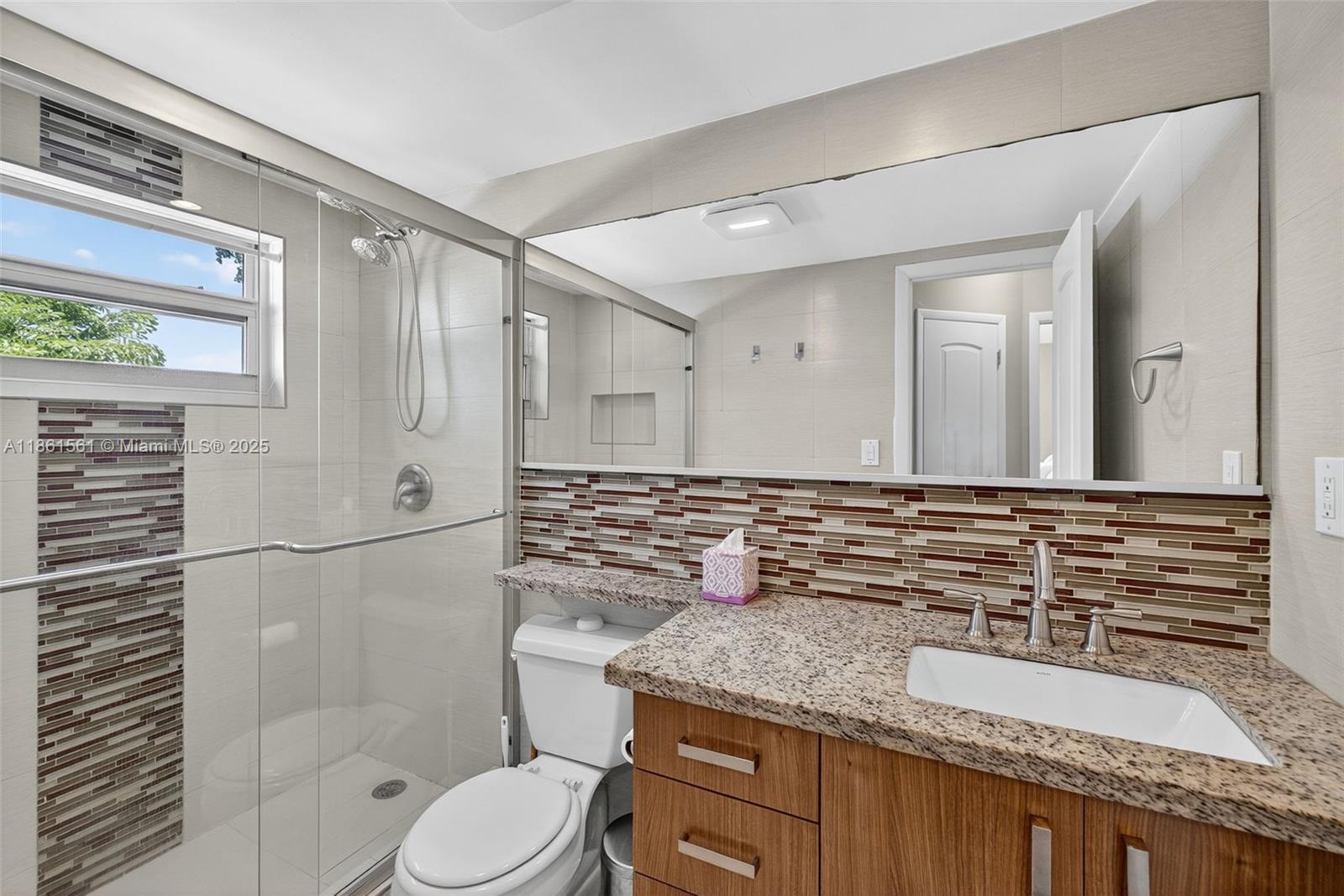 CORAL LAKE TOWER CONDO - Residential Lease