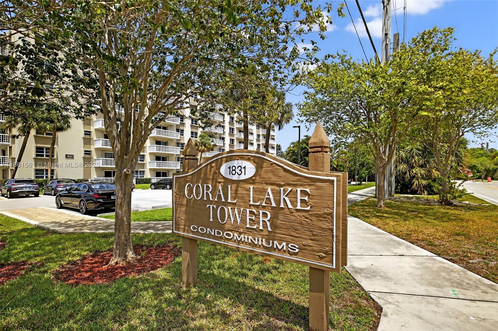 CORAL LAKE TOWER CONDO - Residential Lease