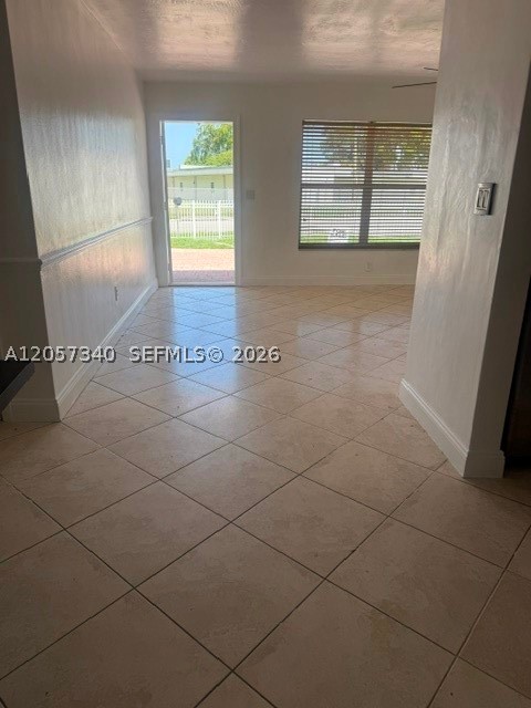 CAROL  CITY   7 52  41 3 R - Residential