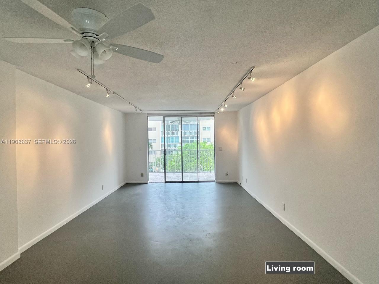 MEADOWBROOK TOWERS CONDO - Residential