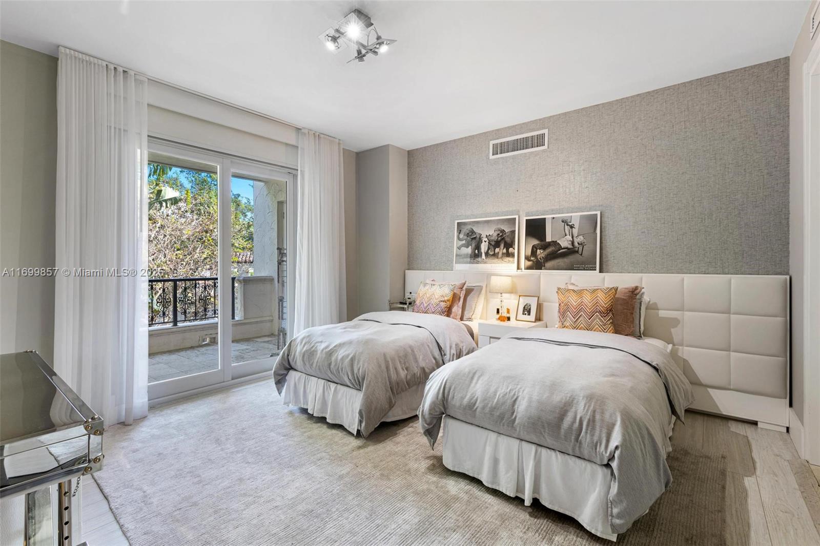 BAYSIDE VILLAGE EAST - Residential