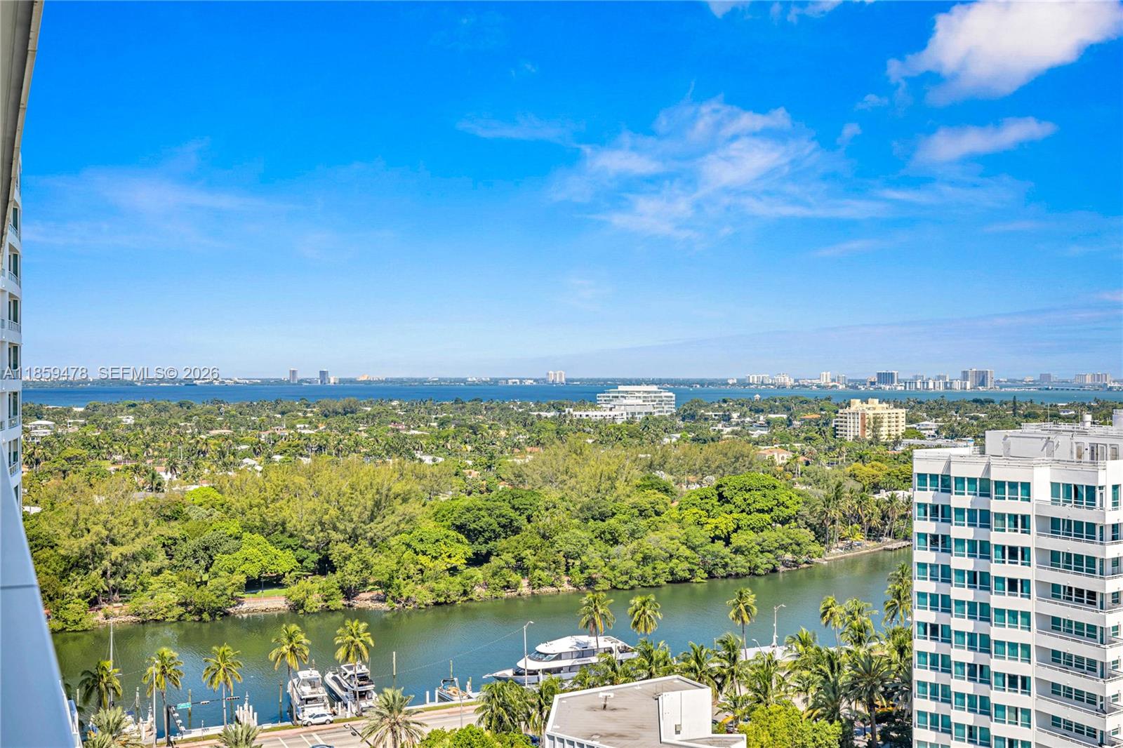 FONTAINEBLEAU III OCEAN C - Residential