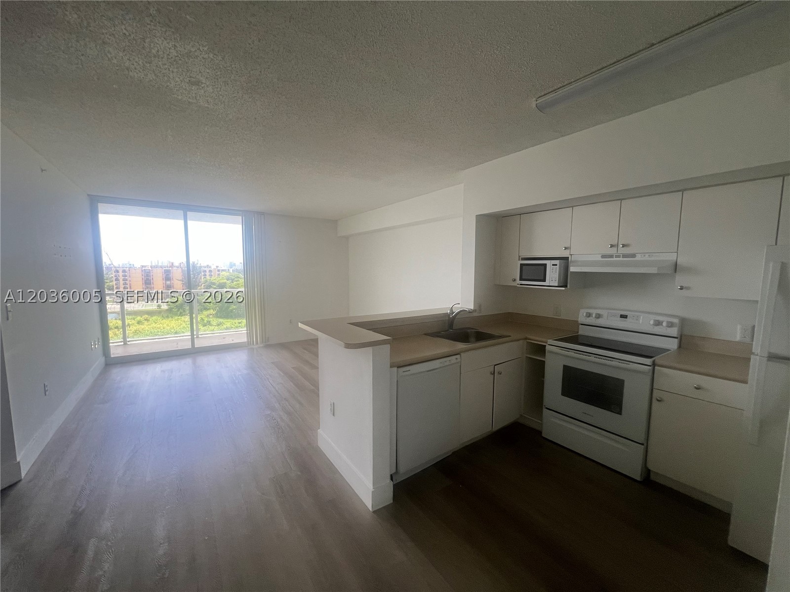 BLUE LAGOON CONDO - Residential Lease