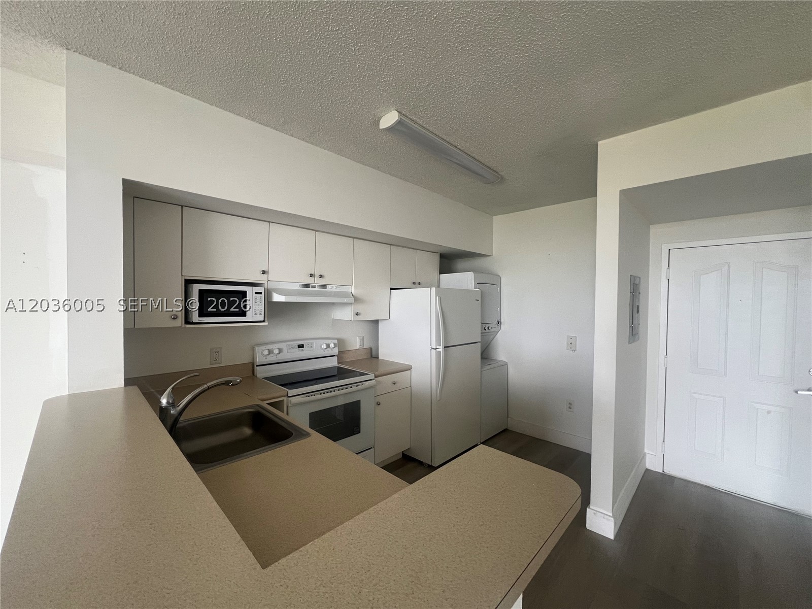 BLUE LAGOON CONDO - Residential Lease